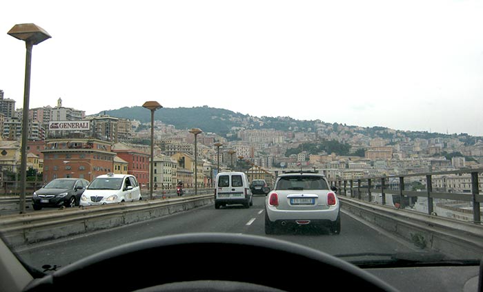 arrivando a Genova - Photovoice franzRoom.net